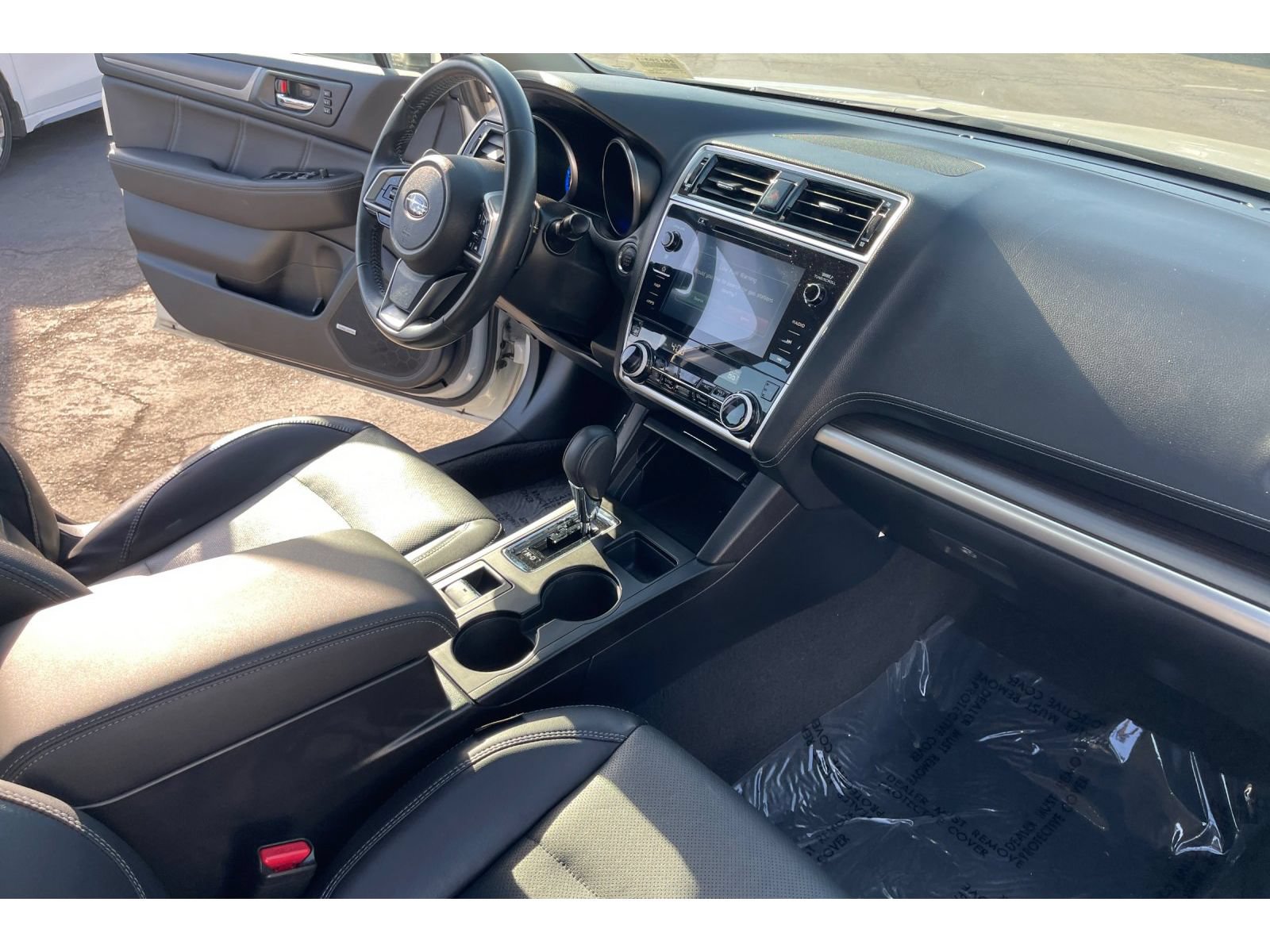 Used 2018 Subaru Legacy 3.6R Limited AWD/4WD image 18