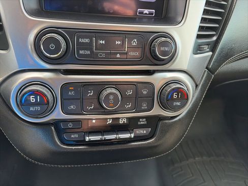 Used 2016 Chevrolet Suburban LS image 19