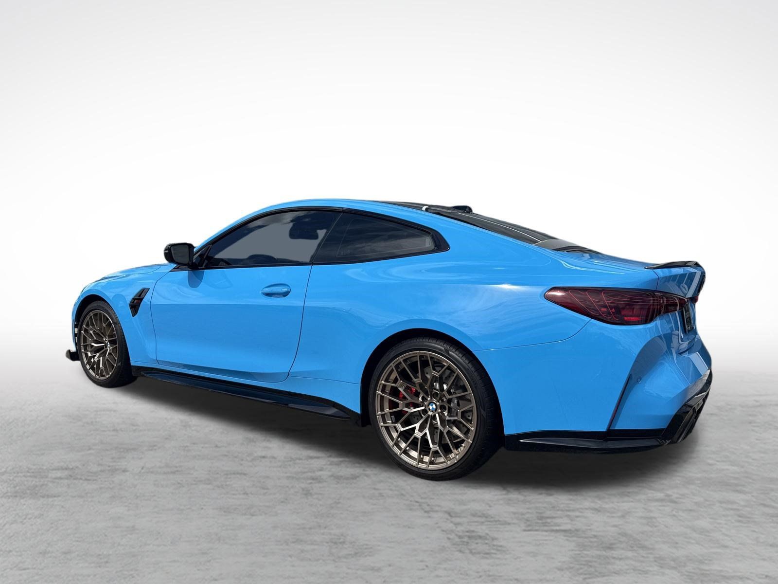 Used 2025 BMW M4 CS AWD/4WD image 2