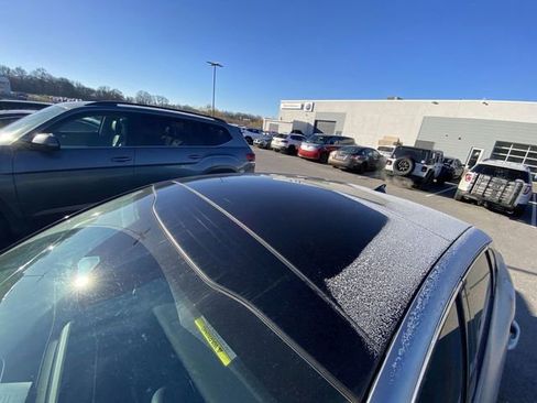 Used 2025 Kia K5 GT-Line w/ GT-Line Premium Package image 3