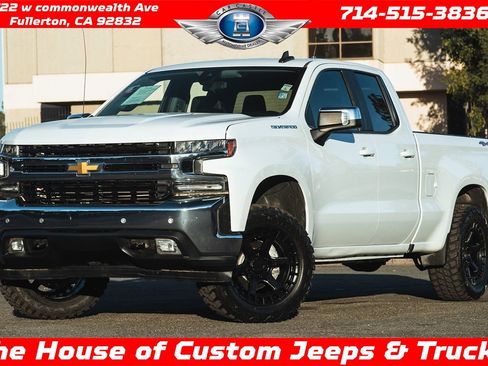 Used 2019 Chevrolet Silverado 1500 LT w/ Convenience Package image 1