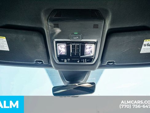Used 2024 Volkswagen Atlas Cross Sport SE FWD image 58