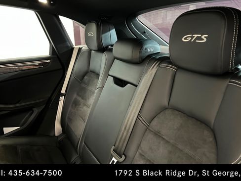 Used 2021 Porsche Macan GTS AWD/4WD image 20