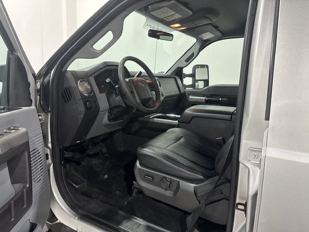 Used 2012 Ford F250 XLT w/ Snow Plow Prep Pkg AWD/4WD image 12