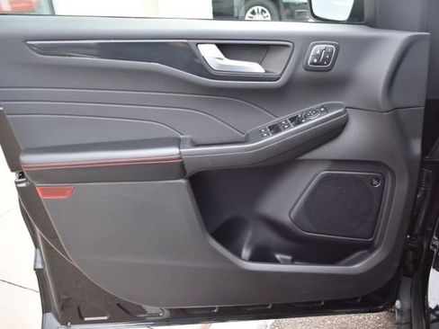 Used 2024 Ford Escape ST-Line Select w/ Tech Pack #2 image 14