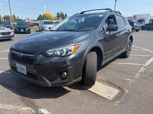 Used 2018 Subaru Crosstrek 2.0i Premium AWD/4WD image 3