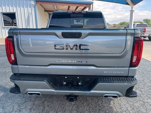 Certified 2026 GMC Sierra 1500 Denali Ultimate AWD/4WD image 5