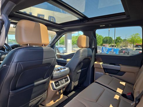 Used 2021 Ford F150 Lariat w/ Equipment Group 502A High AWD/4WD image 16
