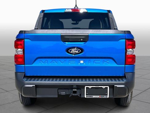 Certified 2025 Ford Maverick XLT image 5