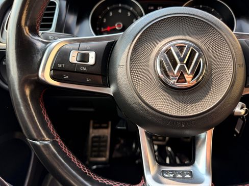 Used 2017 Volkswagen GTI S FWD image 34