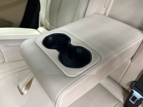 New 2026 Jeep Grand Cherokee Limited image 25