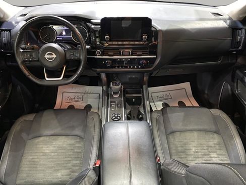 Used 2022 Nissan Pathfinder SV w/ SV Premium Package AWD/4WD image 18