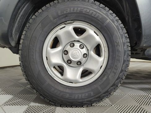 Used 2011 Toyota Tacoma PreRunner image 21