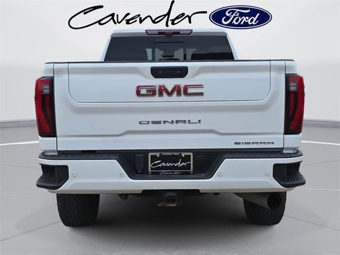 Used 2024 GMC Sierra 3500 Denali w/ Denali Reserve Package image 6