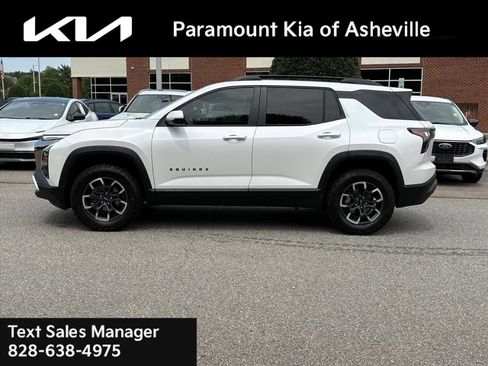 Used 2025 Chevrolet Equinox ACTIV w/ Convenience Package III AWD/4WD image 3