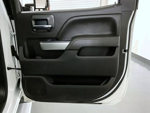 Certified 2016 Chevrolet Silverado 2500 LT w/ LT Convenience Package image 17