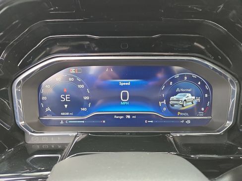 Used 2025 Chevrolet Silverado 1500 LT AWD/4WD image 21
