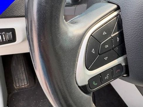 Used 2018 Jeep Compass Latitude w/ Popular Equipment Group AWD/4WD image 15