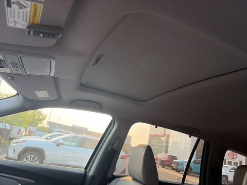 Used 2022 Honda Pilot Special Edition image 7