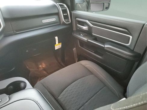 Used 2025 RAM 2500 Big Horn image 16
