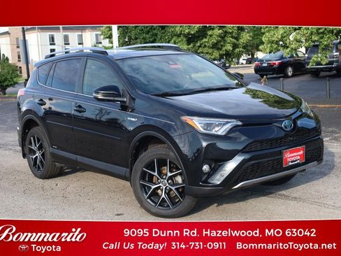 Used 2017 Toyota RAV4 SE w/ Advanced Technology Package AWD/4WD image 1