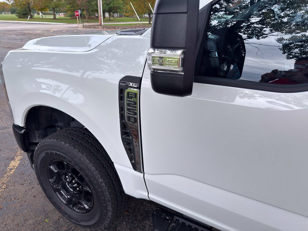 Used 2026 Ford F250 XL w/ Snow Plow Prep Package AWD/4WD image 16
