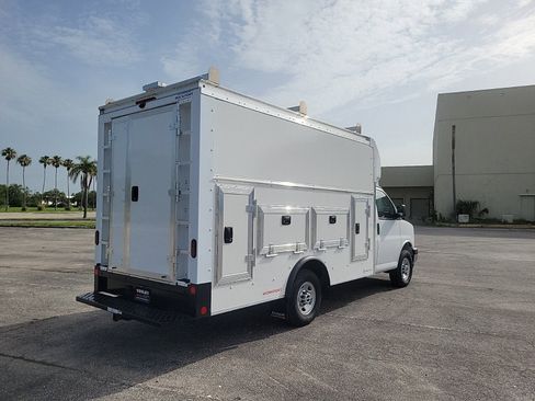 New 2025 GMC Savana 3500 w/ Power Convenience Package image 5