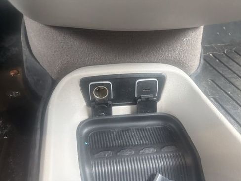 Used 2017 Chrysler Pacifica Touring image 29