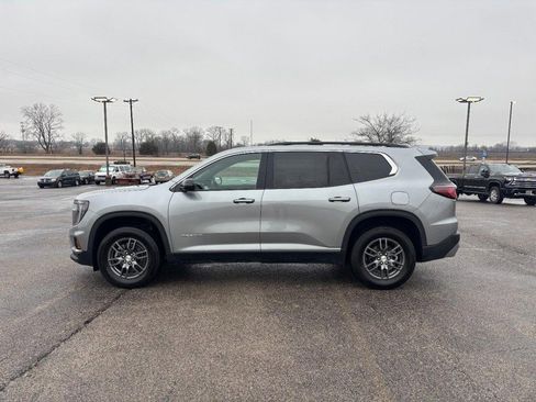 Certified 2025 GMC Acadia Elevation image 2