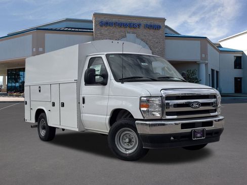 New 2026 Ford E-350 and Econoline 350 Super Duty w/ Power Equipment Group image 2
