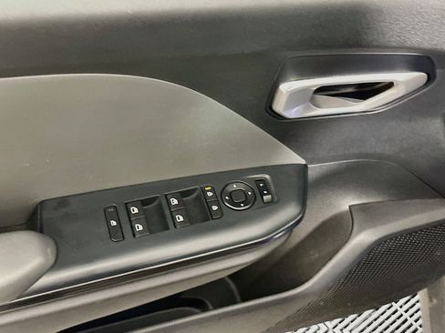 Used 2025 Kia K4 FWD image 15