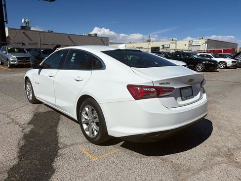 Used 2021 Chevrolet Malibu LT FWD image 4