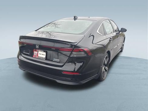 Used 2023 Honda Accord Sport image 8