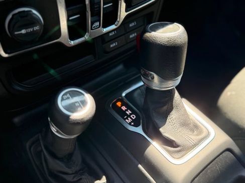 Used 2020 Jeep Wrangler Unlimited Sport S AWD/4WD image 36