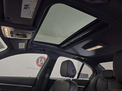 Used 2017 BMW 330i xDrive Sedan image 15