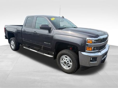 Used 2016 Chevrolet Silverado 2500 LT w/ LT Convenience Package AWD/4WD image 8