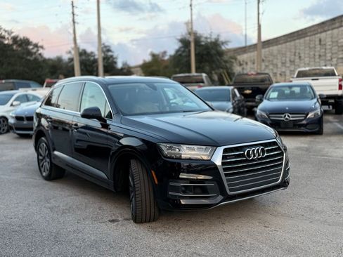 Used 2019 Audi Q7 3.0T Premium Plus image 6