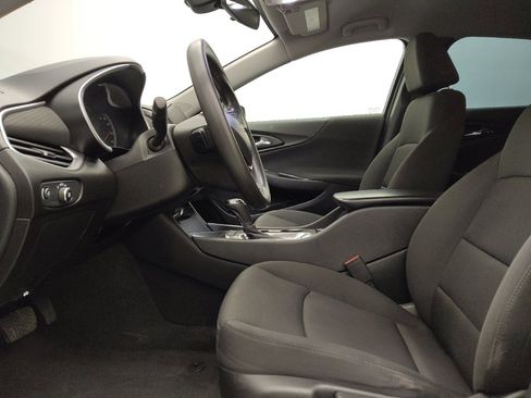 Used 2020 Chevrolet Malibu LS image 17