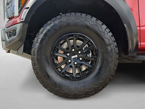 Used 2025 Ford F150 Raptor AWD/4WD image 17