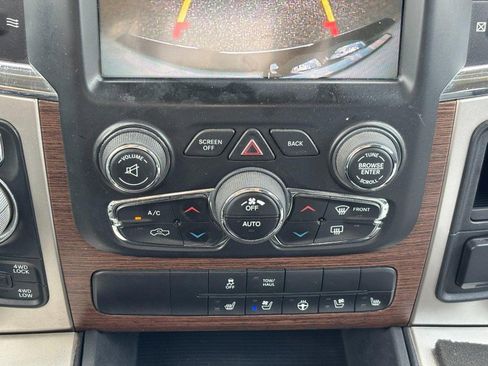 Used 2016 RAM 1500 Laramie w/ Convenience Group AWD/4WD image 25