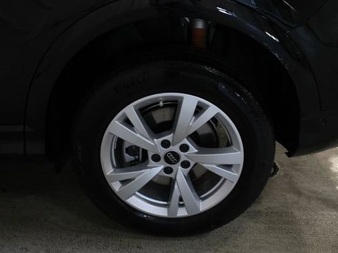 New 2026 Audi Q5 Premium image 28