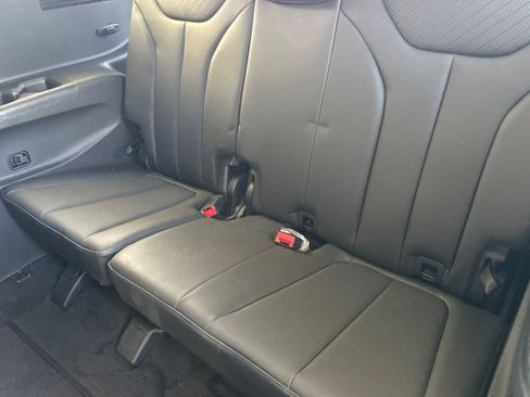 Used 2025 Hyundai Palisade SEL FWD image 18