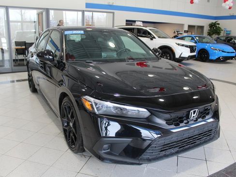 Certified 2023 Honda Civic Sport image 3