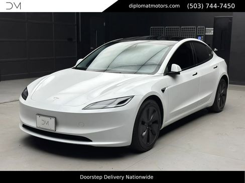 Used 2025 Tesla Model 3 Long Range image 1