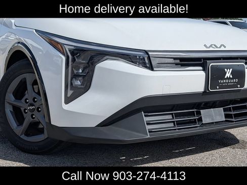 Used 2025 Kia K4 FWD image 13