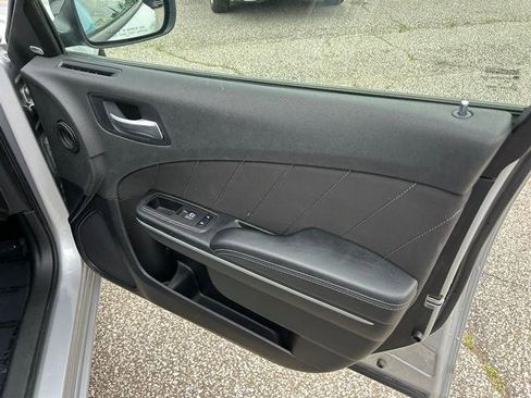 Used 2023 Dodge Charger SXT image 30