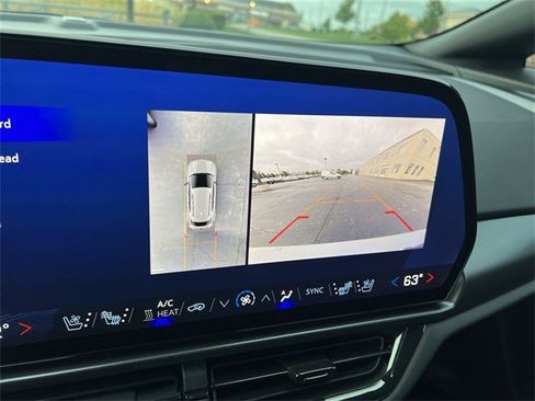 Used 2024 Chevrolet Equinox EV RS image 21