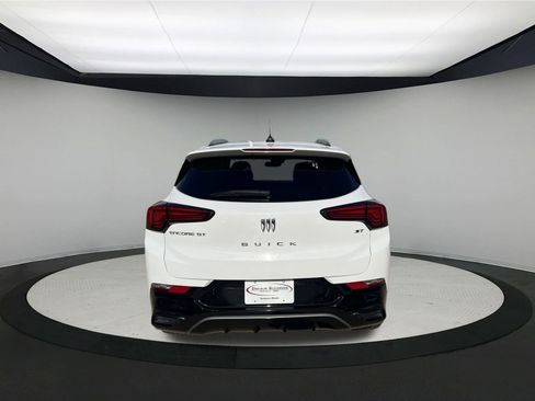 Used 2024 Buick Encore GX Sport Touring image 4