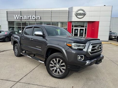 Used 2021 Toyota Tacoma Limited image 1