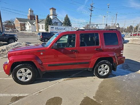 Used 2011 Jeep Liberty Sport w/ Popular Equipment Group image 10
